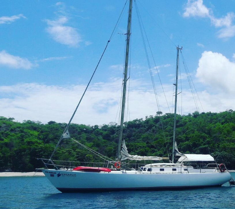 Sailing Tamarindo