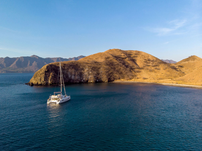 Sailing Papagayo